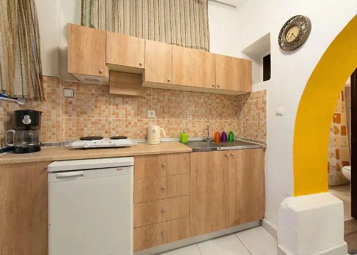 Muses-old Town Apartment